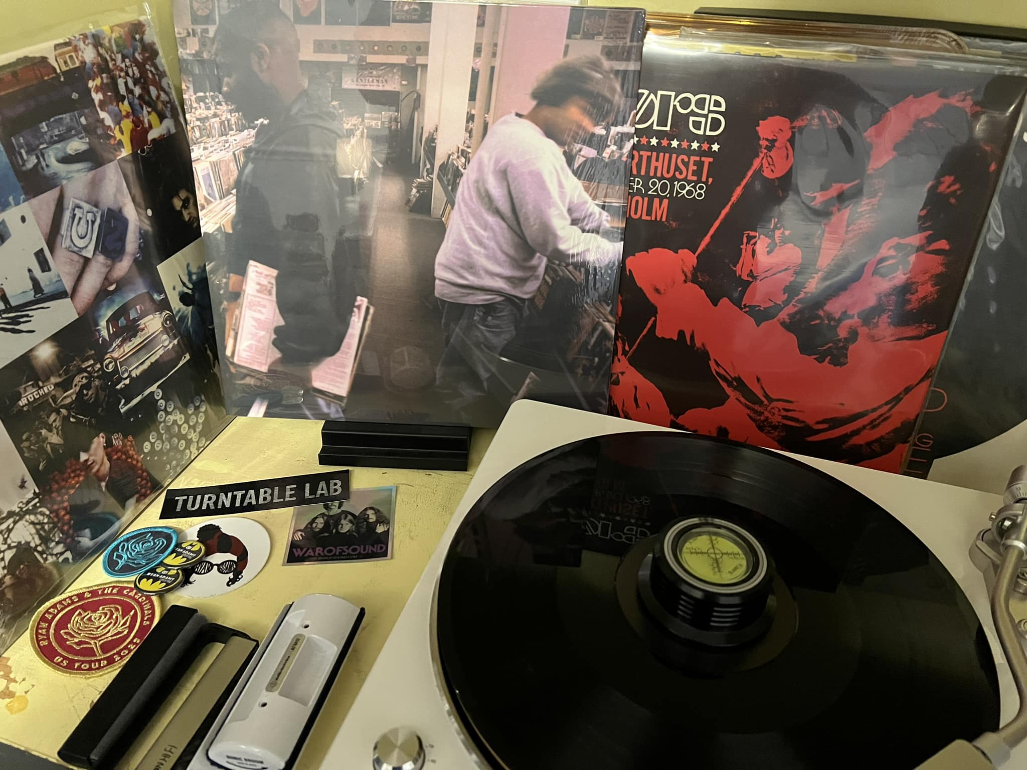 The DJ Shadow Mo' Wax Singles 1993-1997 box sets are FINALLY HERE
