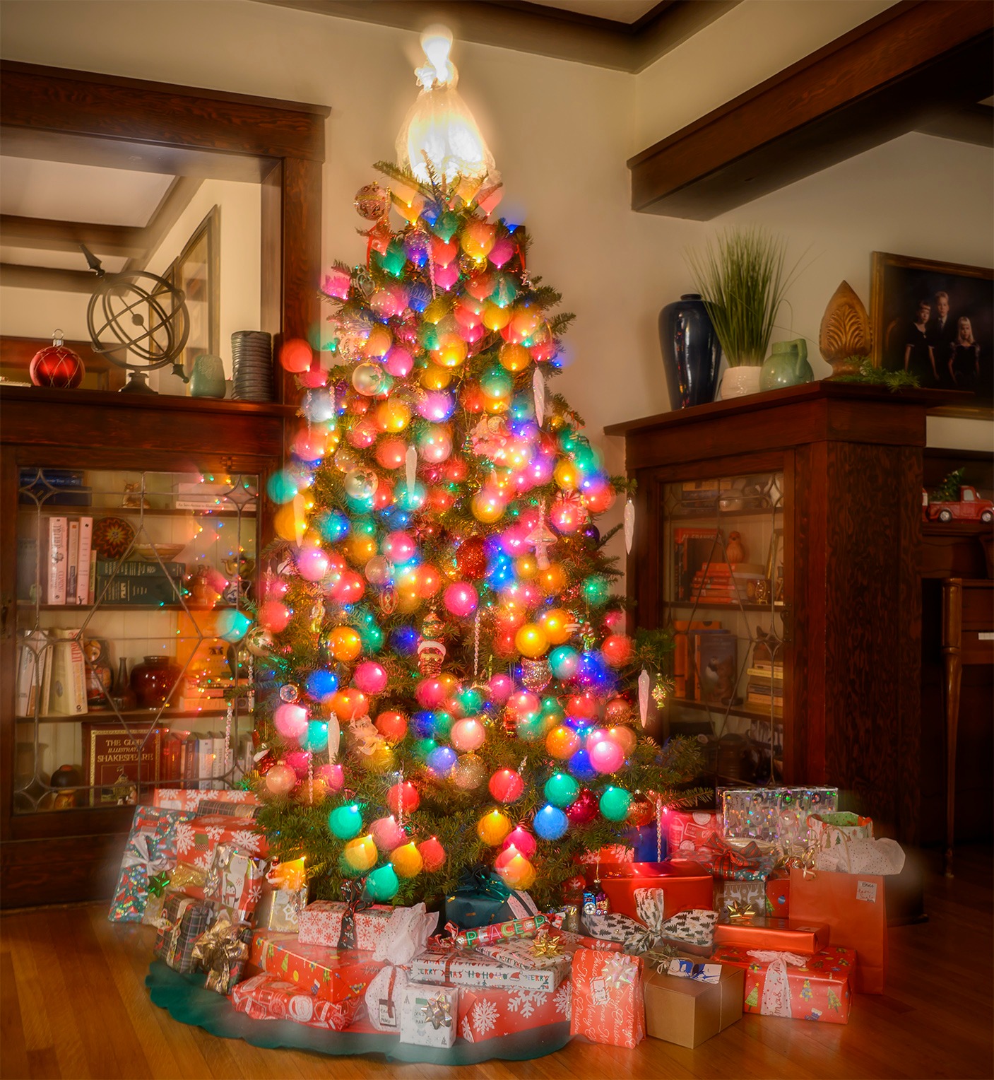 Simple Christmas photos with Nikon Z6 and 26mm pancake lens