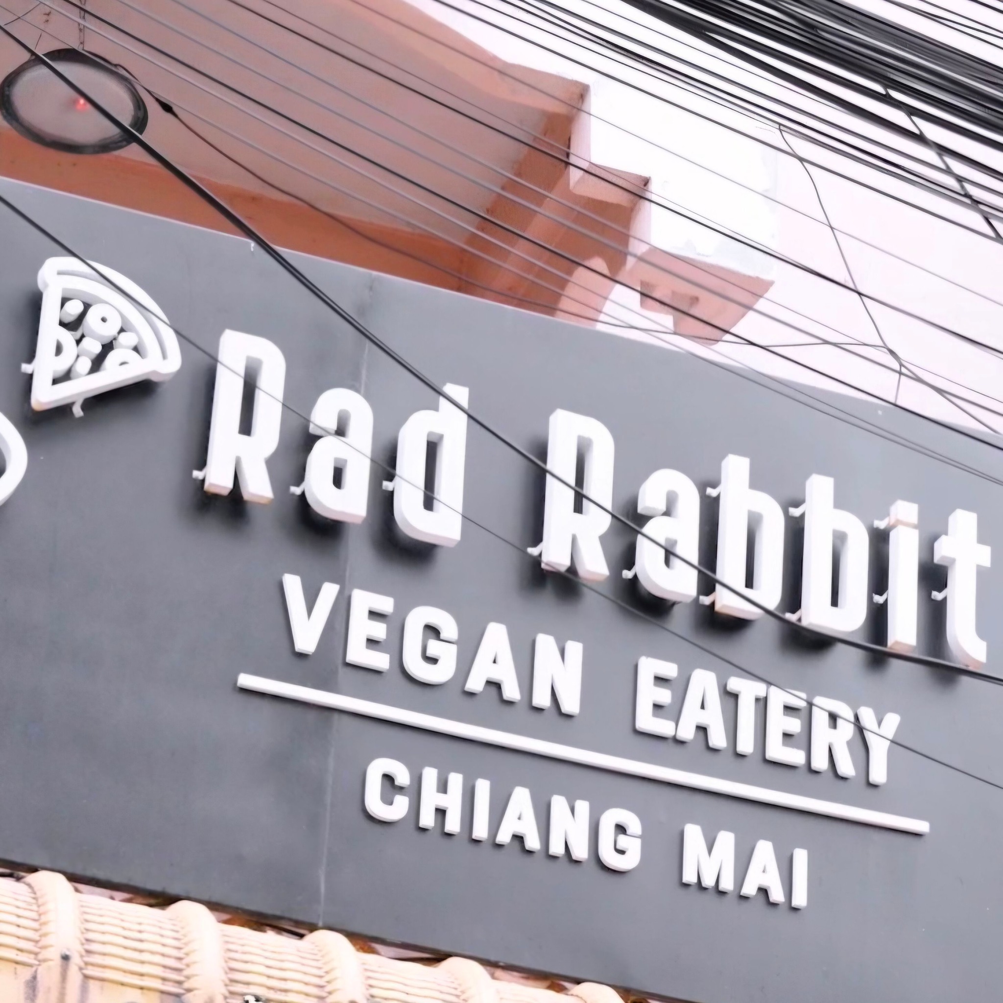 Rad Rabbit Vegan Pizza | Chiang Mai