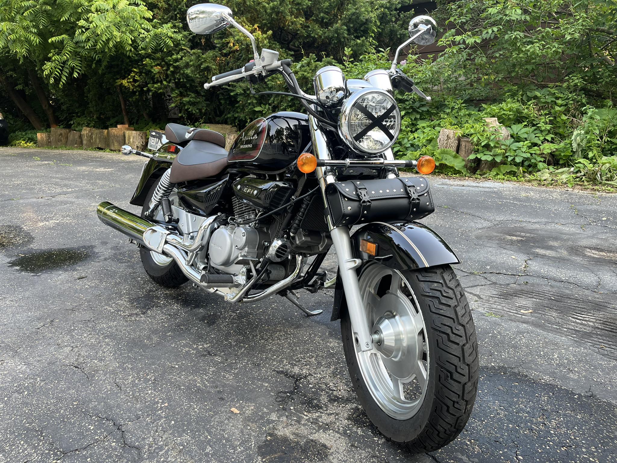 Does anyone have a Hyosung GV250?