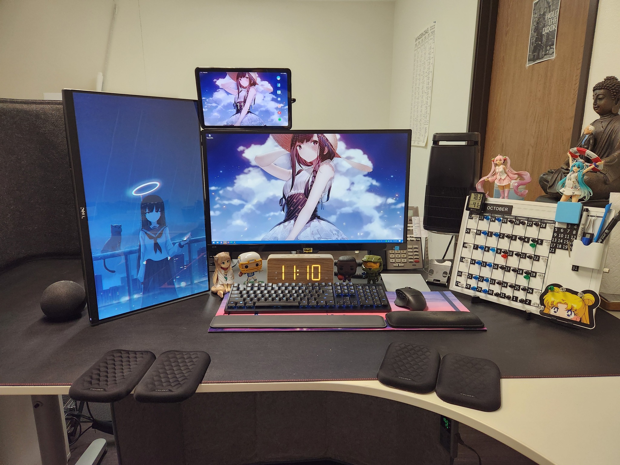 Workspace Setup Addicts | My setup at the office | Facebook