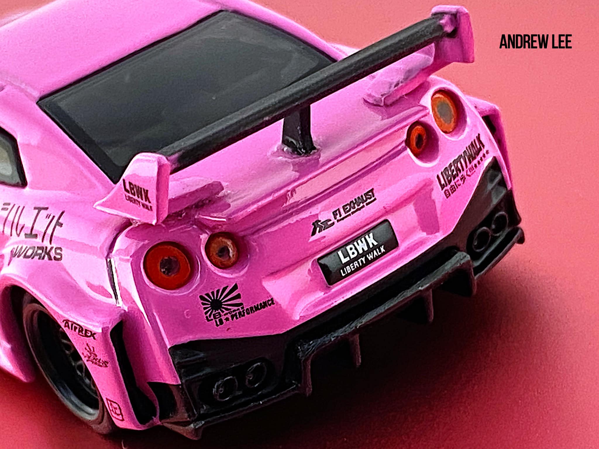 29 MINI GT LB WORKS Nissan GT-R R35 Type I Pink | AEON Hong Kong