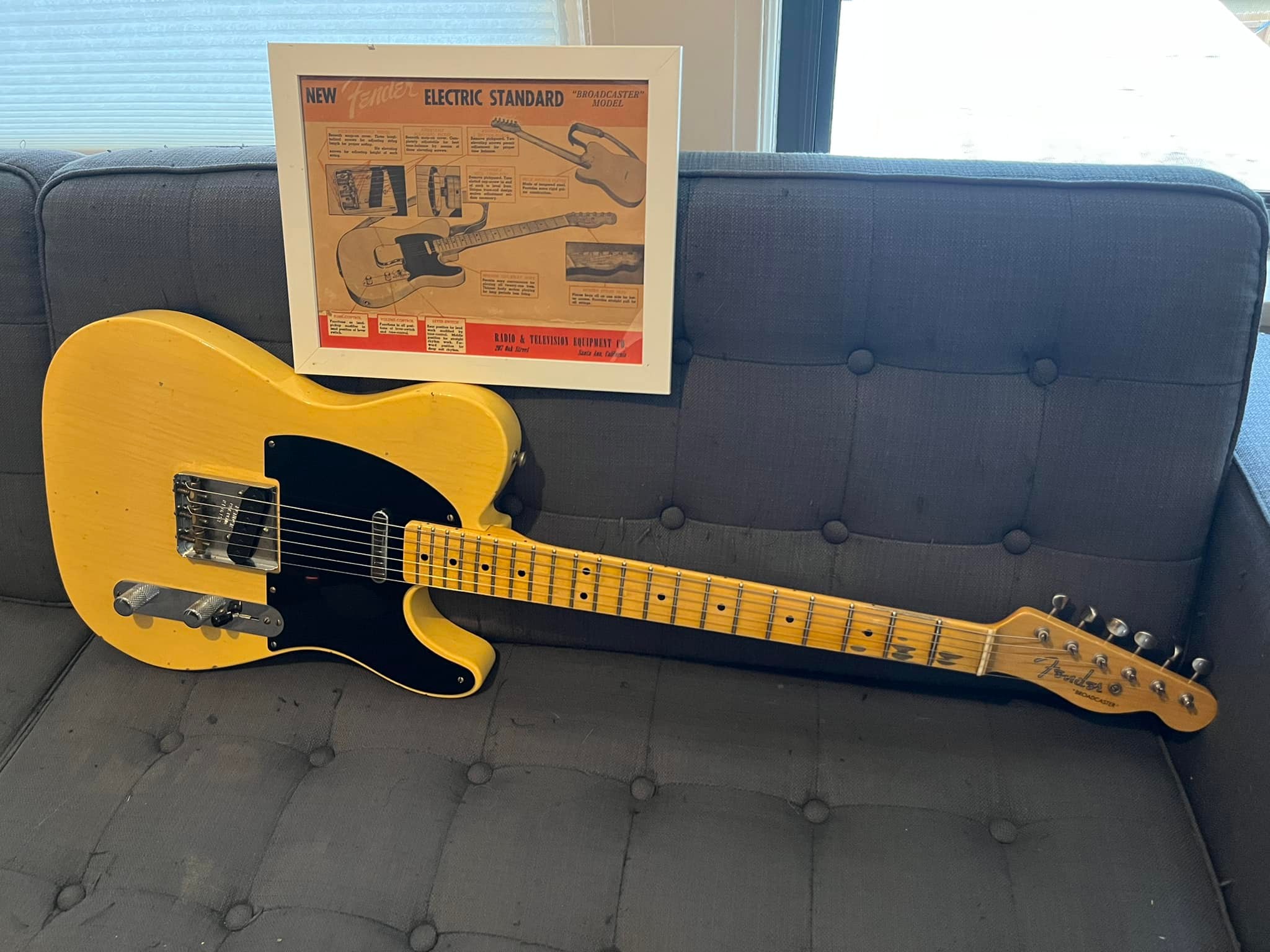 激レア　fender Broadcaster ポスター Vintage Fender Broadcaster ad found at antique mall