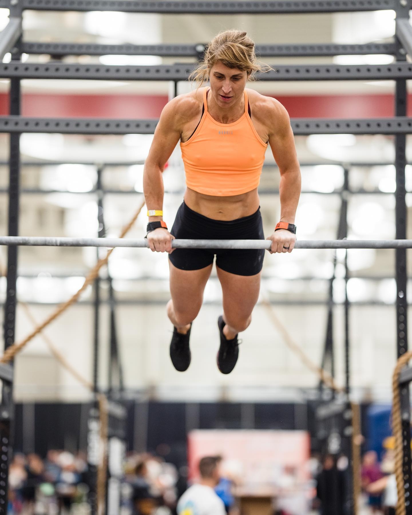 Conditioning + core today 21-19-15-12-9-6 Cal Ski Erg Toes-to-Bar GHD ...