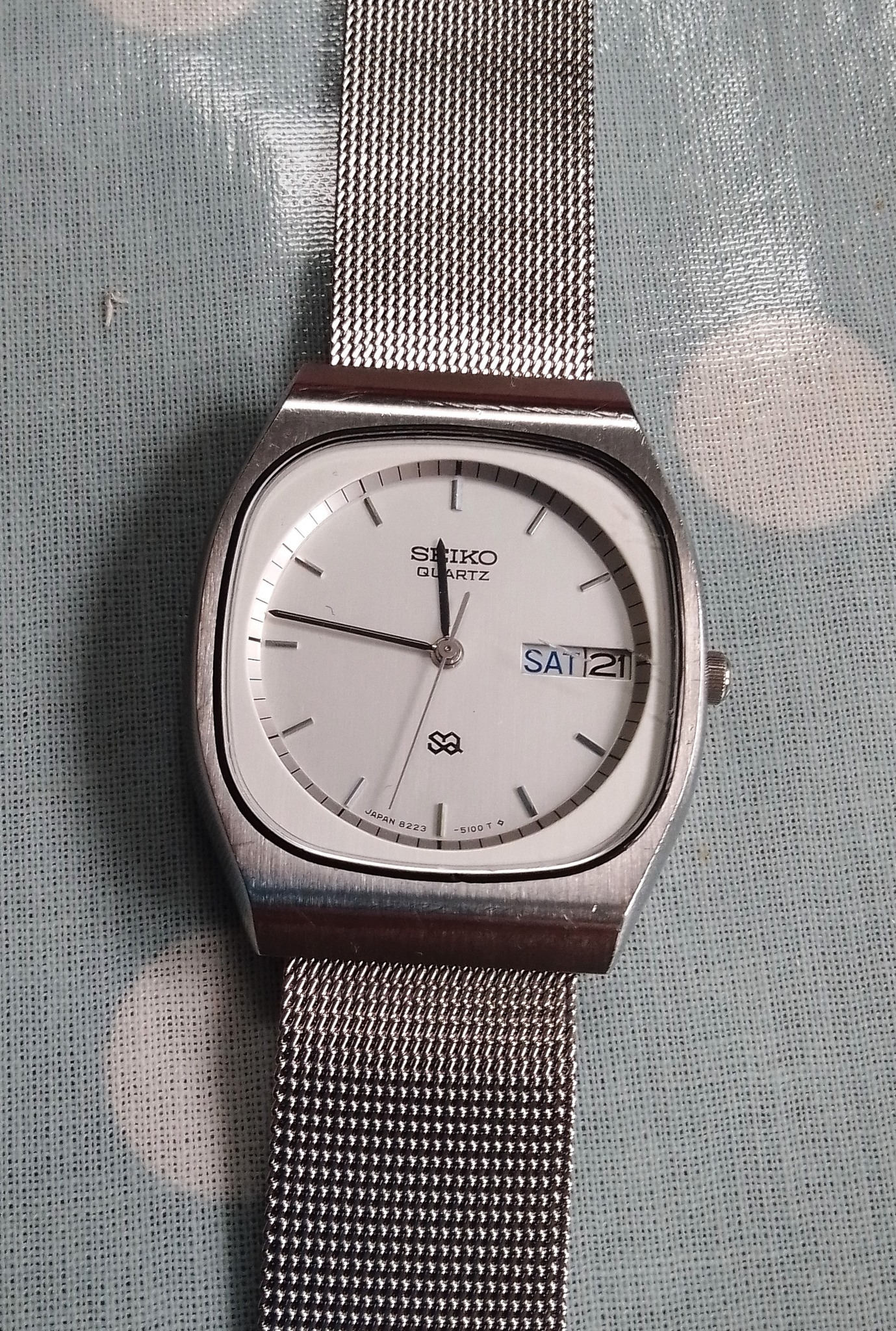 よし Put my original Seiko 7A48-5000 Chronograph on a leather bund