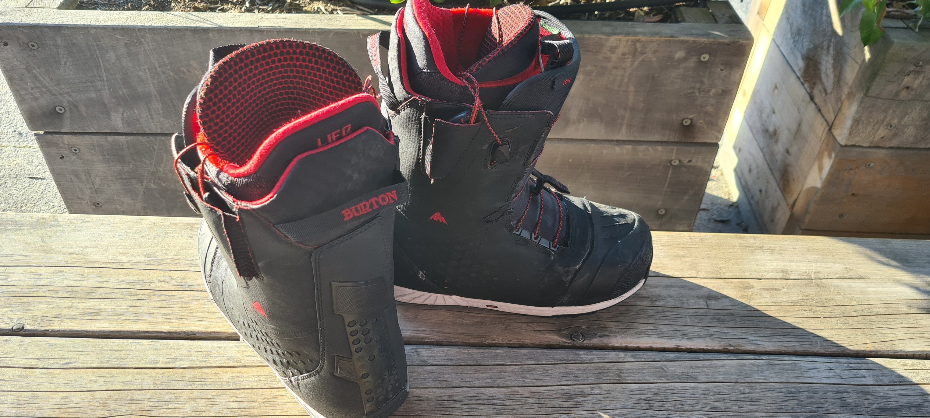 burton ion snowboard boots 2016 Speed Lace USED Men's Size 9.5 Black Season after season Men's Burton Ion Snowboard Boots