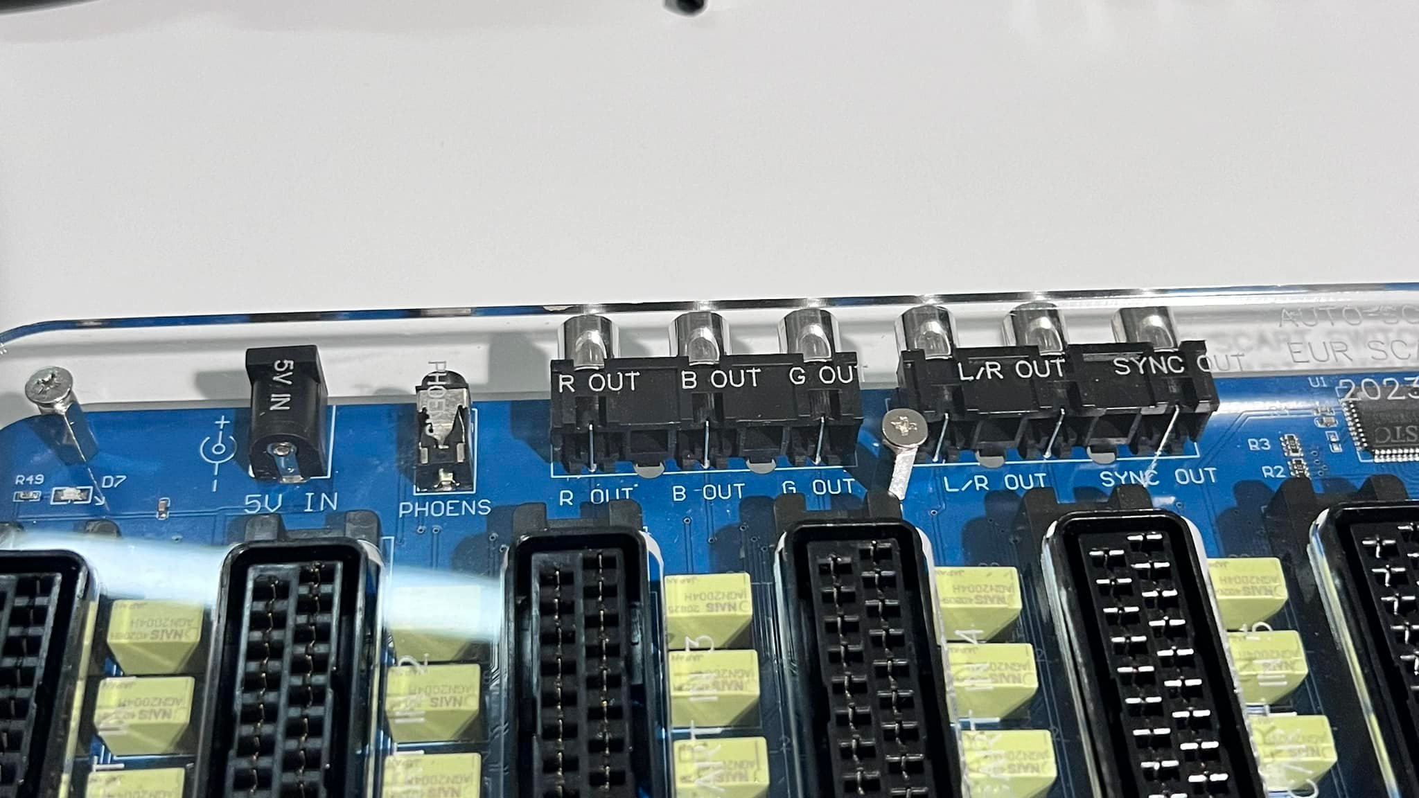 Hydra 2 scart switcher available at Lotharek