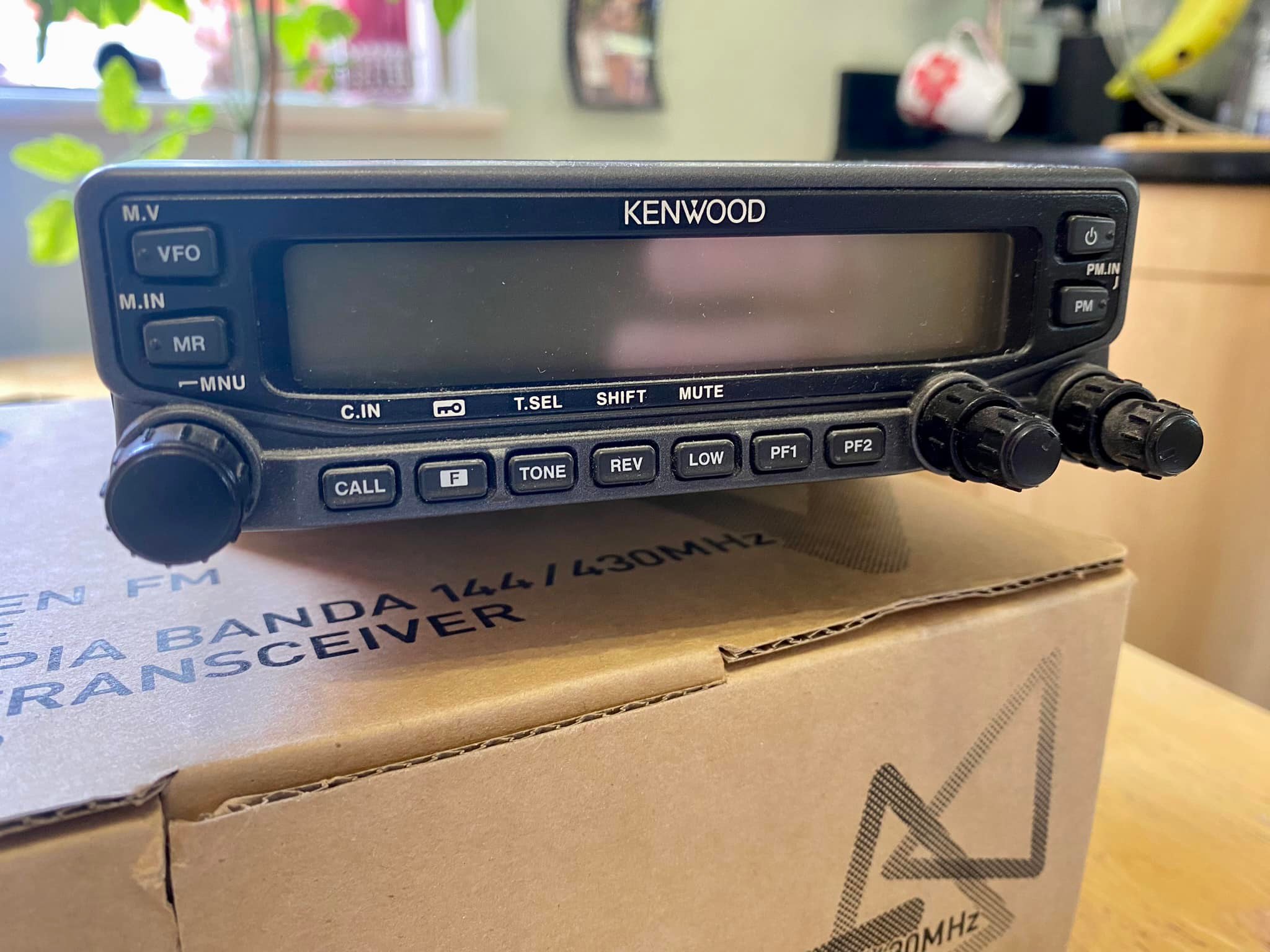 Kenwood TM-V71 Radio Discussion and Reviews