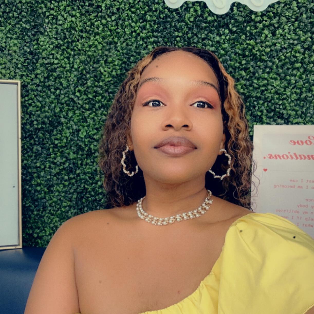 Shaniqua Rimon on Reels