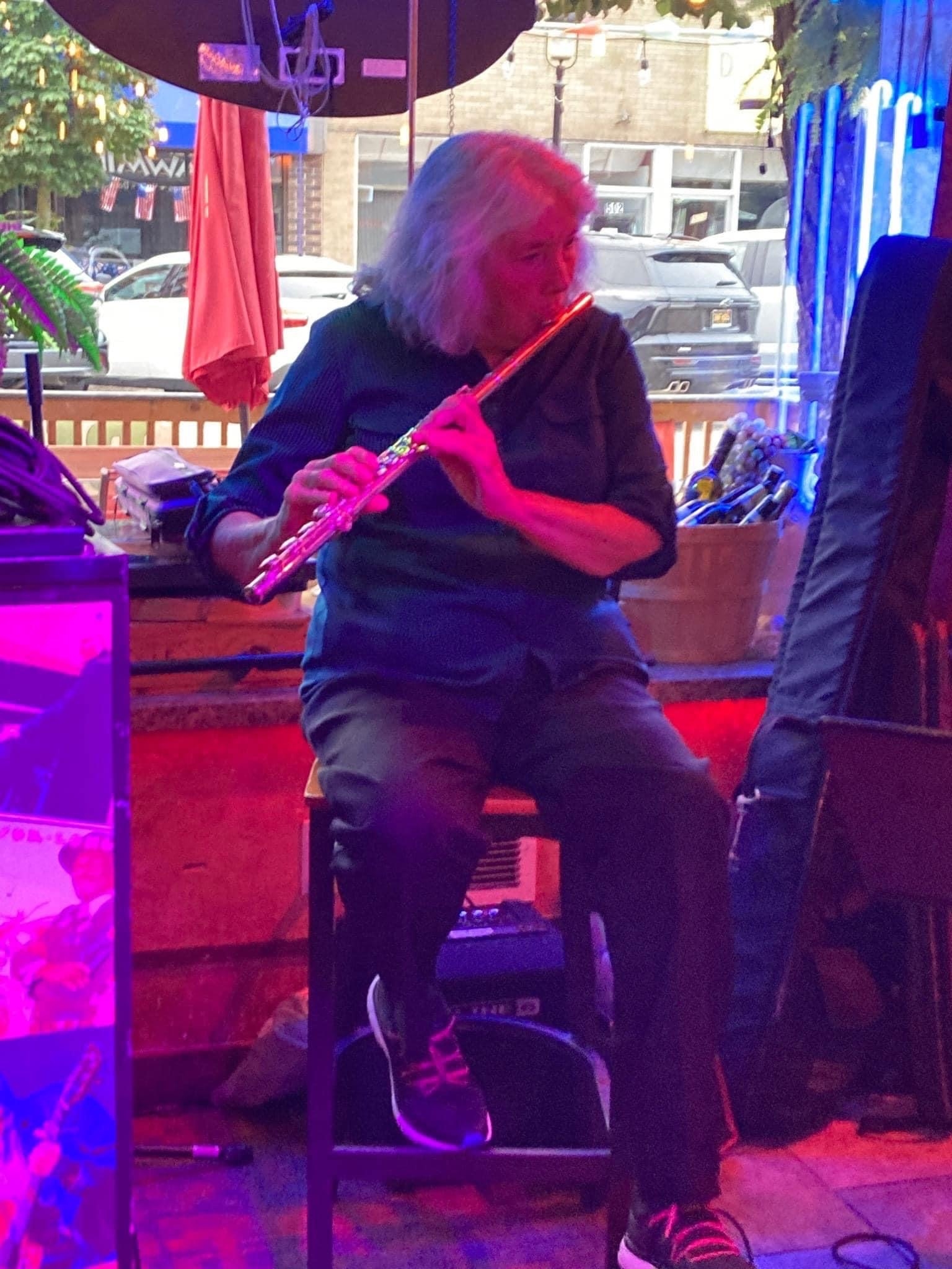 Last time we played this lovely lady sat in and sang. Ann Russell ...