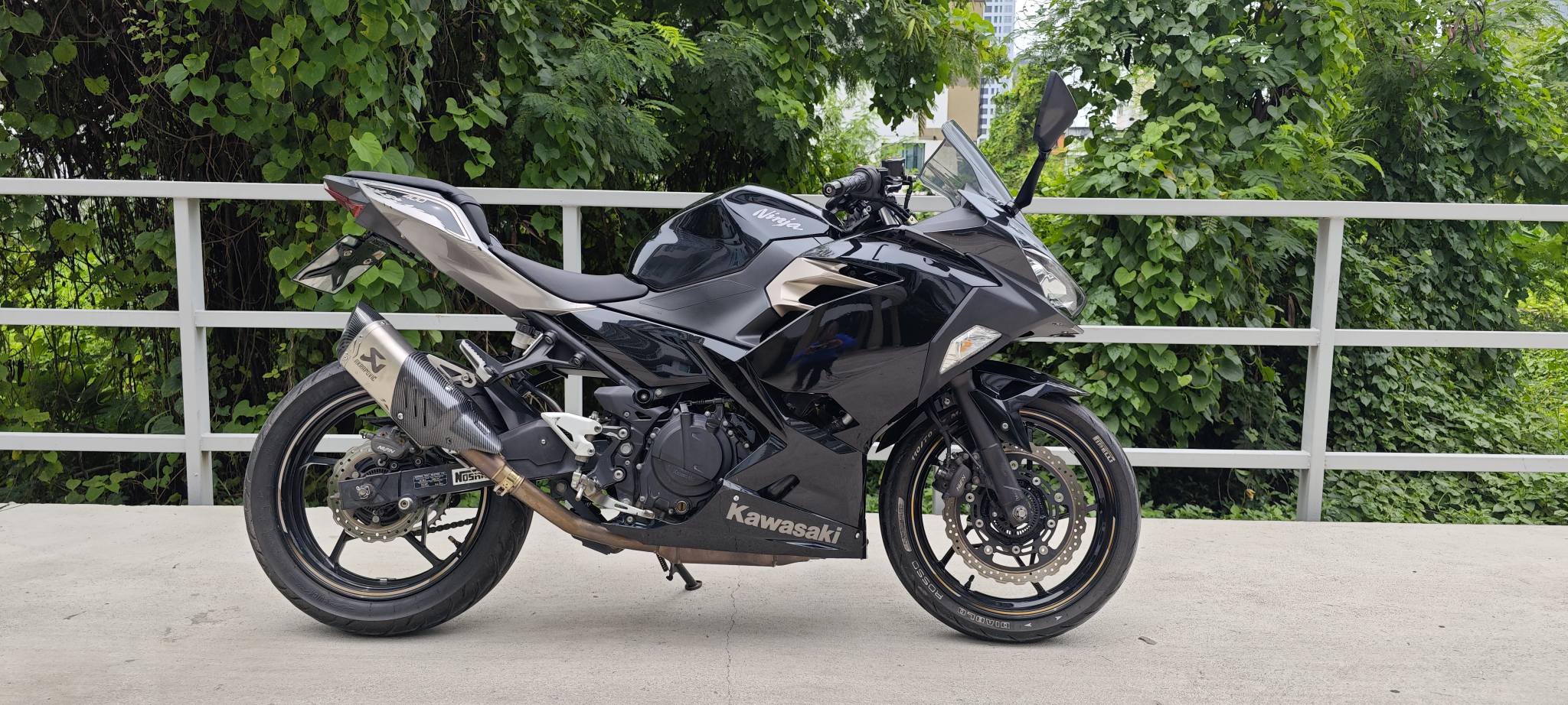 276 000 baht for 88 km/h max average speed with a short burst