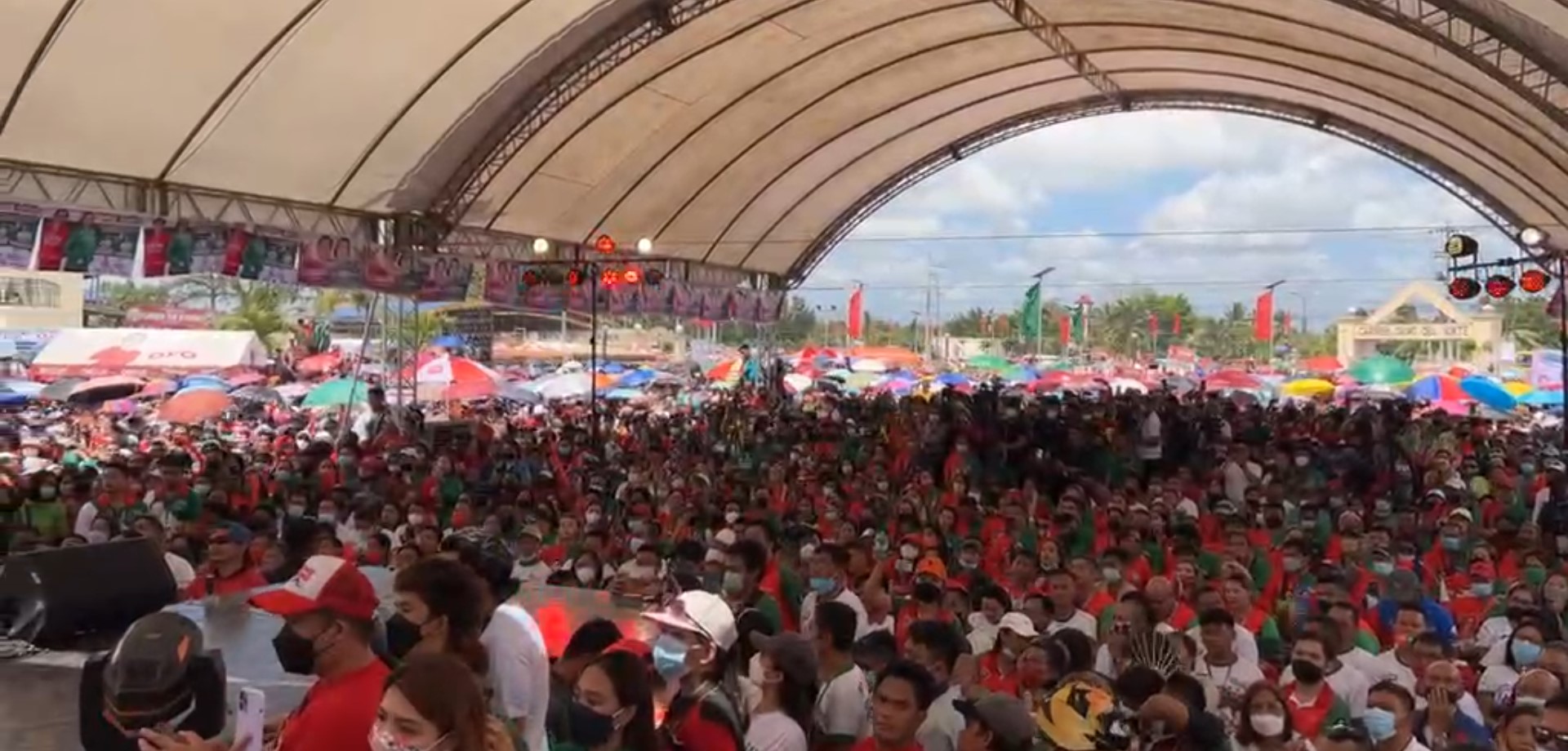 MANILA BULLETIN - LOOK: Supporters from Duterte's... | Facebook