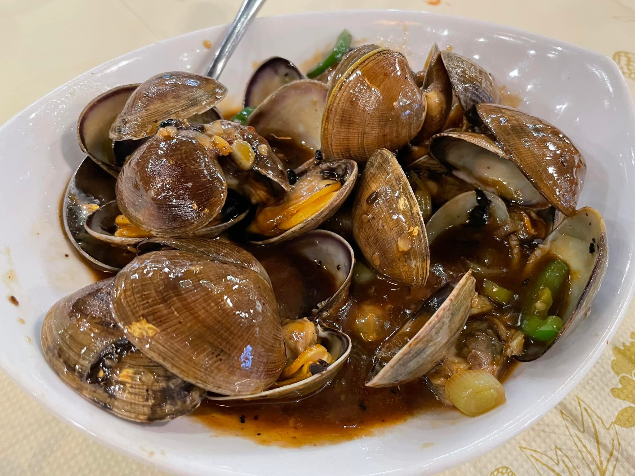 Golden Bull Restaurant's Mid-Autumn Festival snail dishes in Chicago