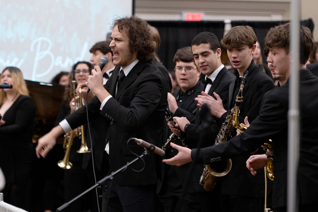 MMEA performance by Mehlville HS, Tony... - Gary Gackstatter | Facebook