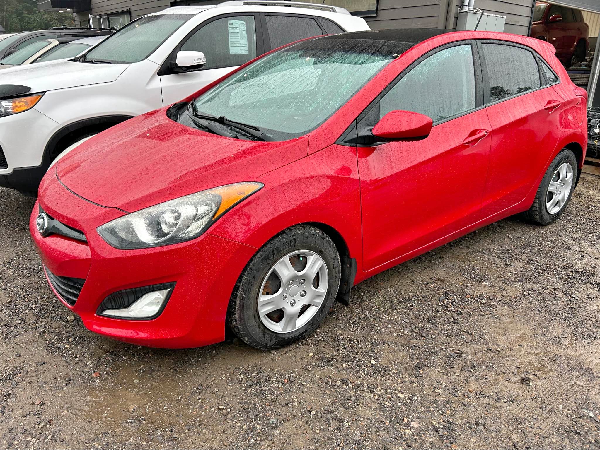 2013 Hyundai Elantra Cars, Trucks & Motorcycles Quebec, Quebec