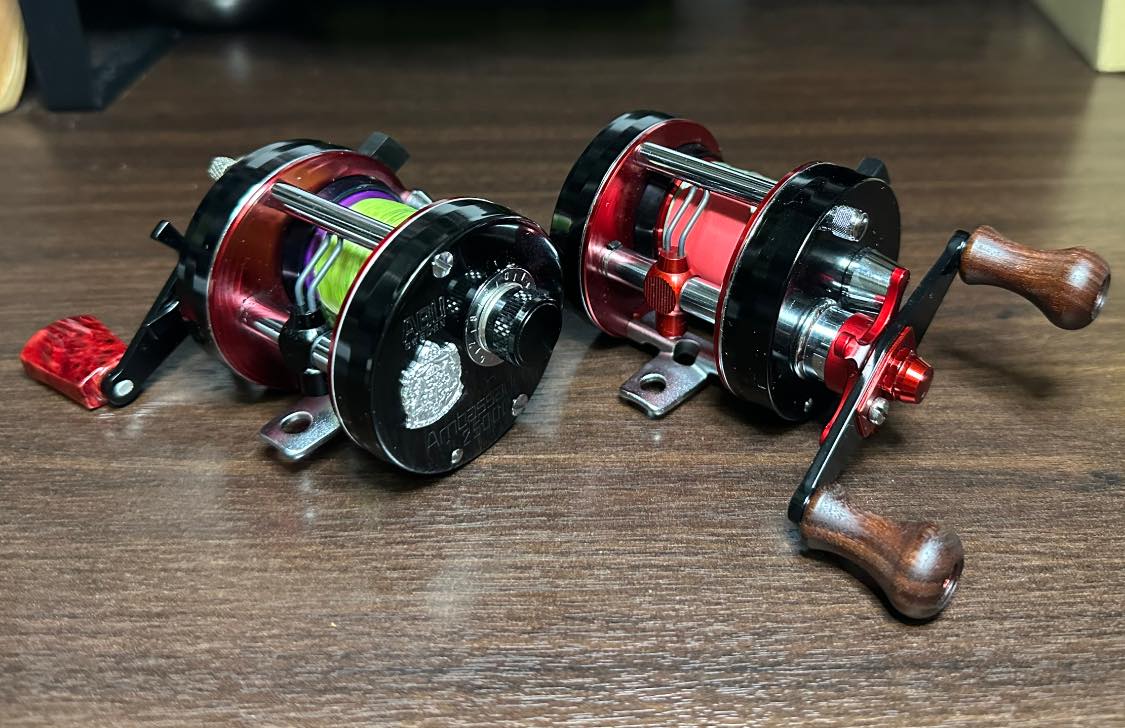 ambassador 2500 fishing reel Small Ambassadeurs: The Legendary Light-Line Reels: The ABU Ambassadeur 2500C, 1500C & Related Models: Sjaastad, Espen, Svensson, Karl-Eric: 9780764348662 Books The Ambassadeur 2500C Ambassadeur 2500C (A-A25-00C-0-090-N-R)  My