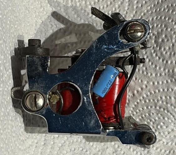 Spaulding and Rogers Tattoo Machine This machine featuring cut