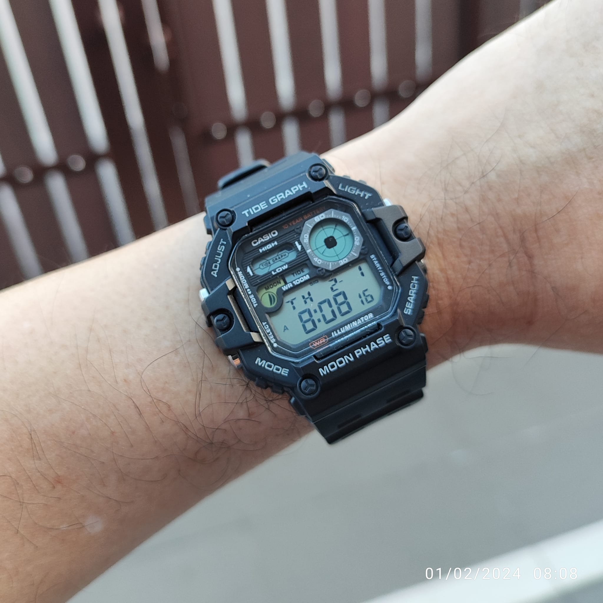 Is the Club-G GXS-900 considered a G Shock?