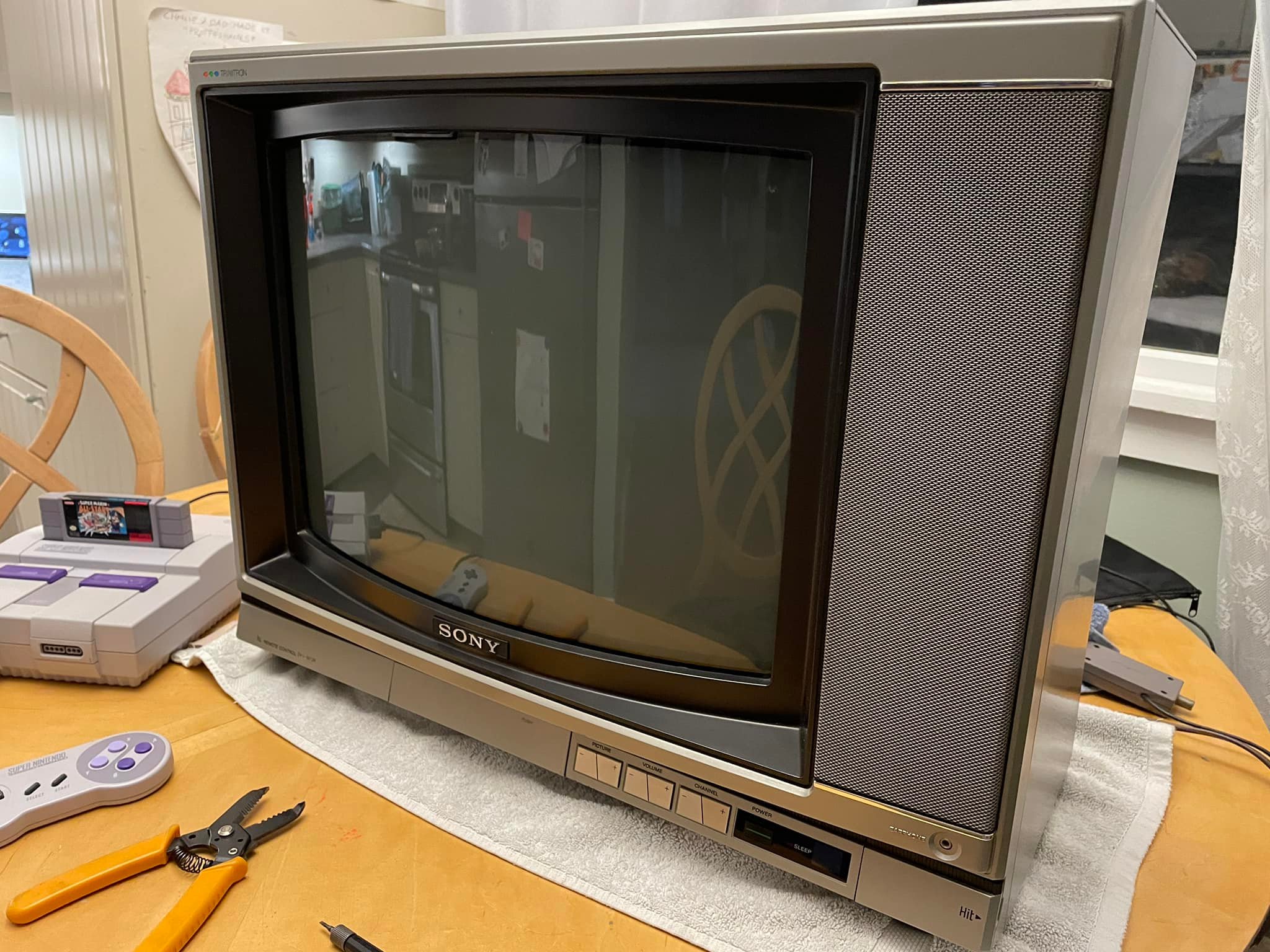 1986 Sony Trinitron KV-1972R CRT TV Discussion