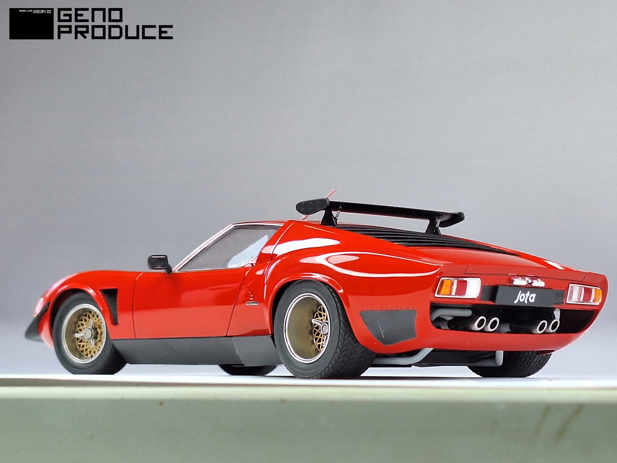 Hasegawa 1/24 Lamborghini Jota SVR model car build