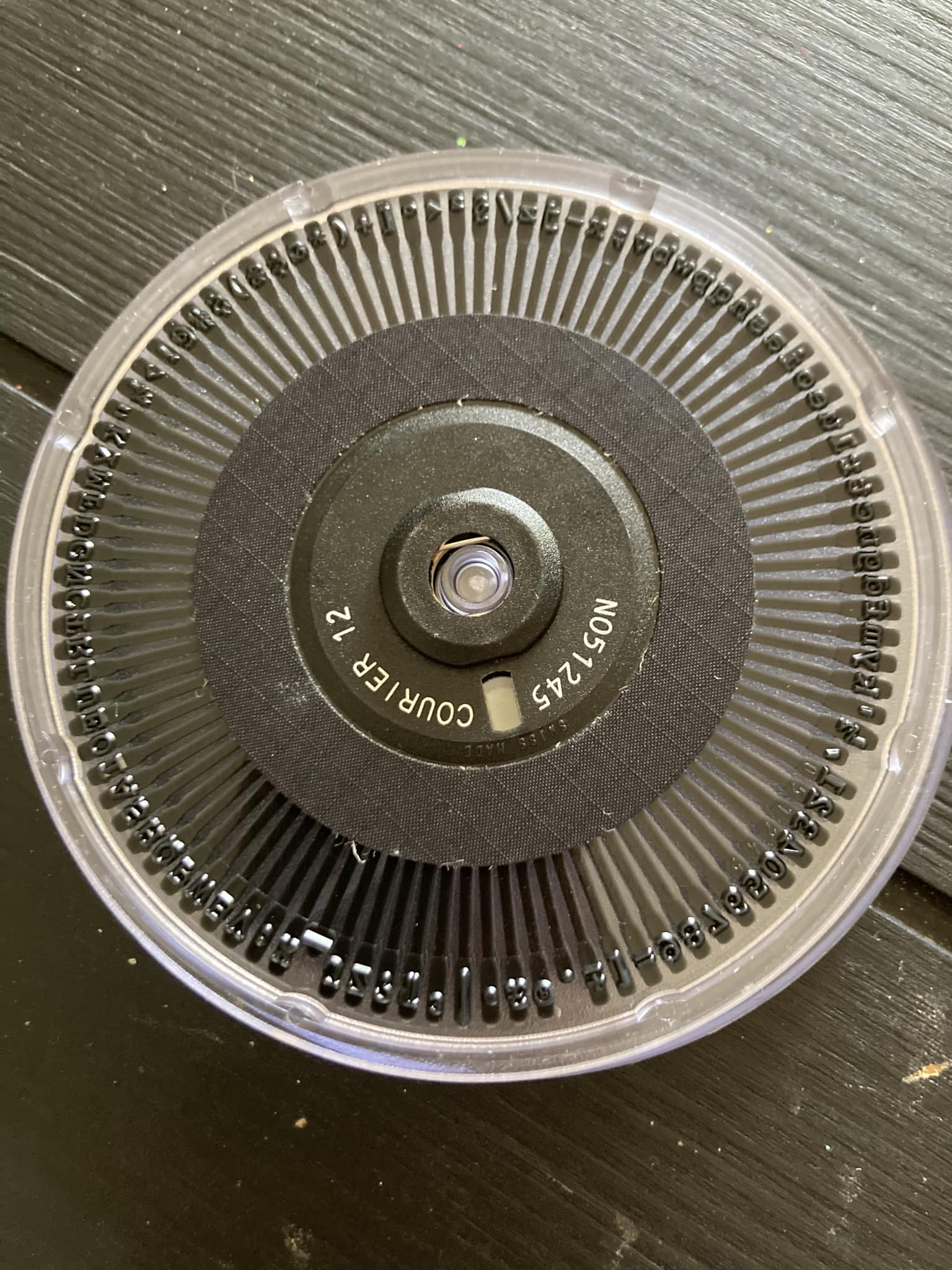 Makers that used Daisy wheels in typewriters