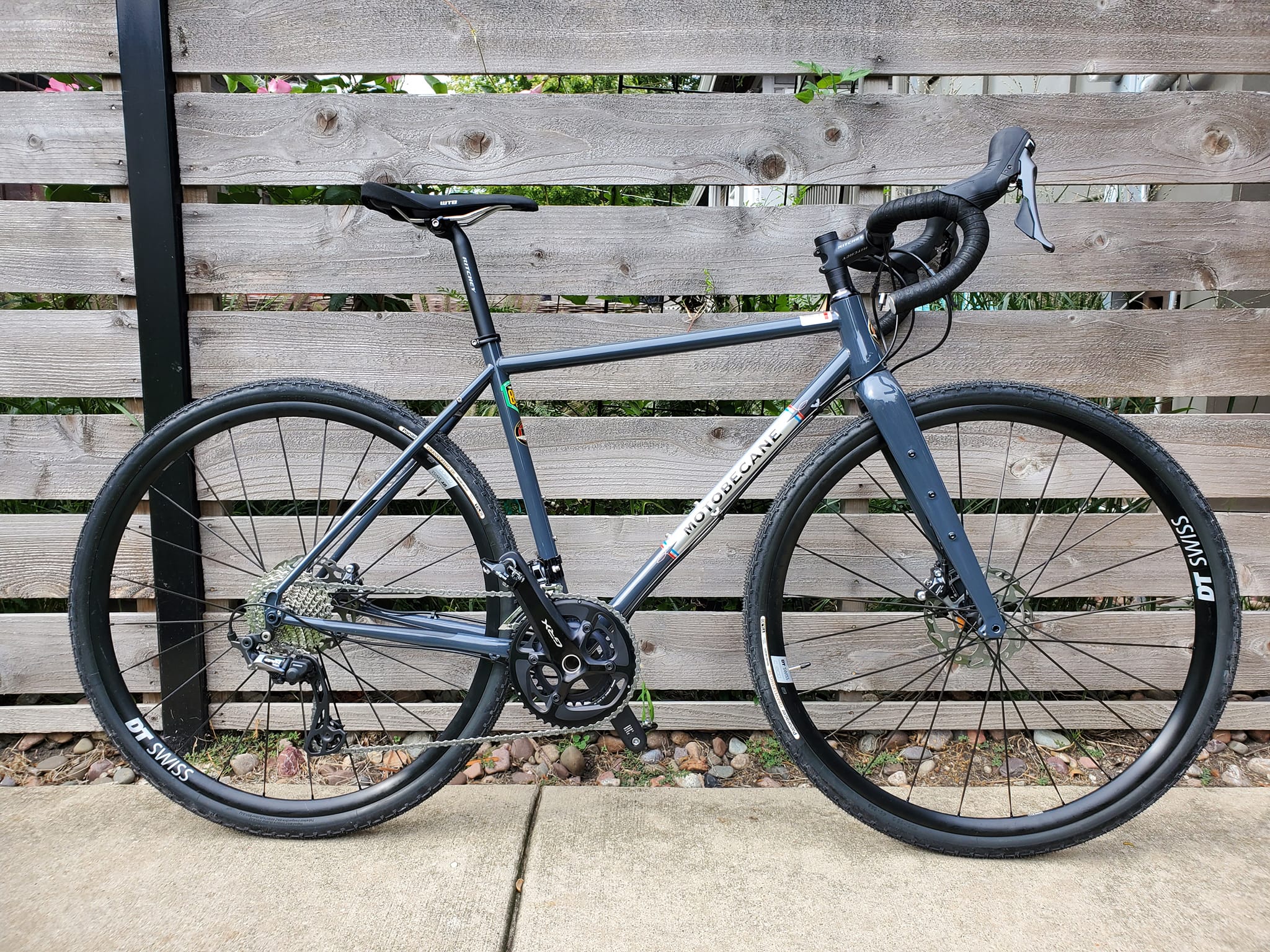 Reynolds 853 steel bike build with Tiagra groupset