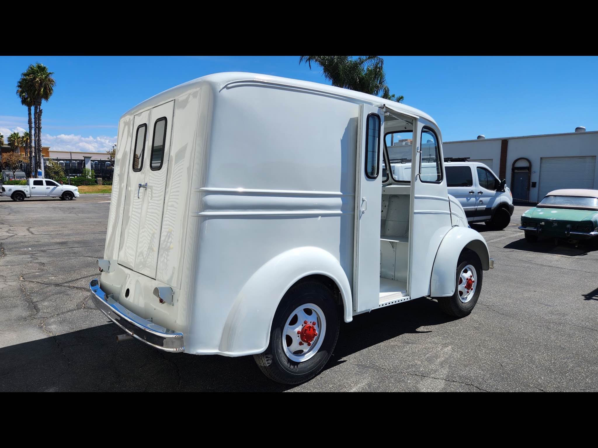 1951 Divco 11 - UM - 9 · Chrome - RVs & Campers - Laguna Beach ...