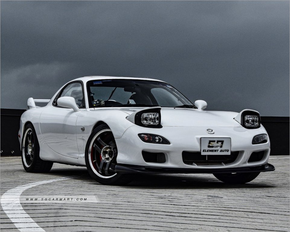 Looking for a Japanese legend to own? The Mazda RX-7 would