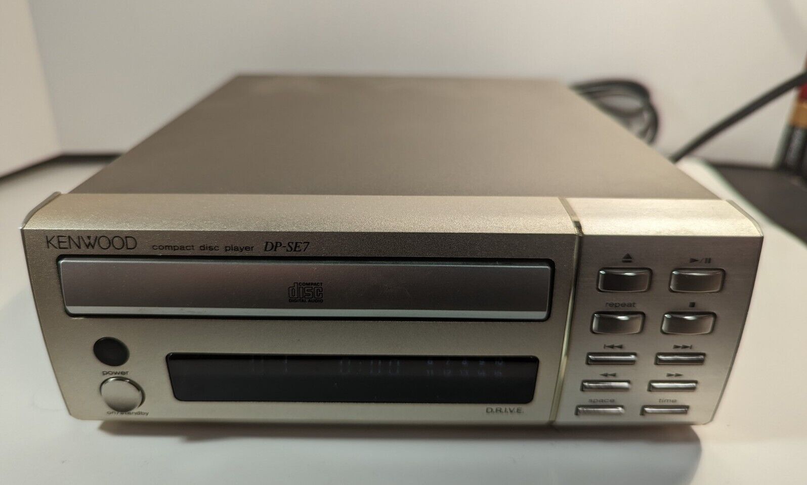 Can Kenwood DP-SE7 CD players run standalone?