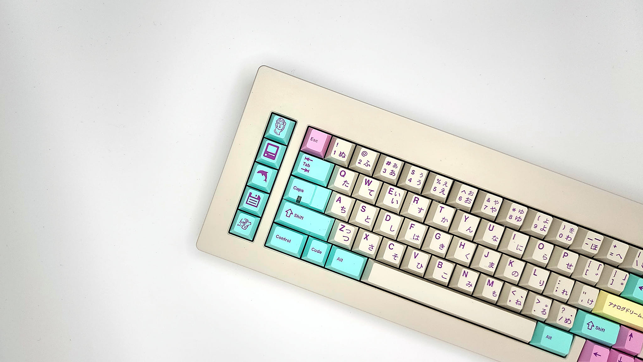 Kbdfans 5 degree case E-white Dz60 pcb (