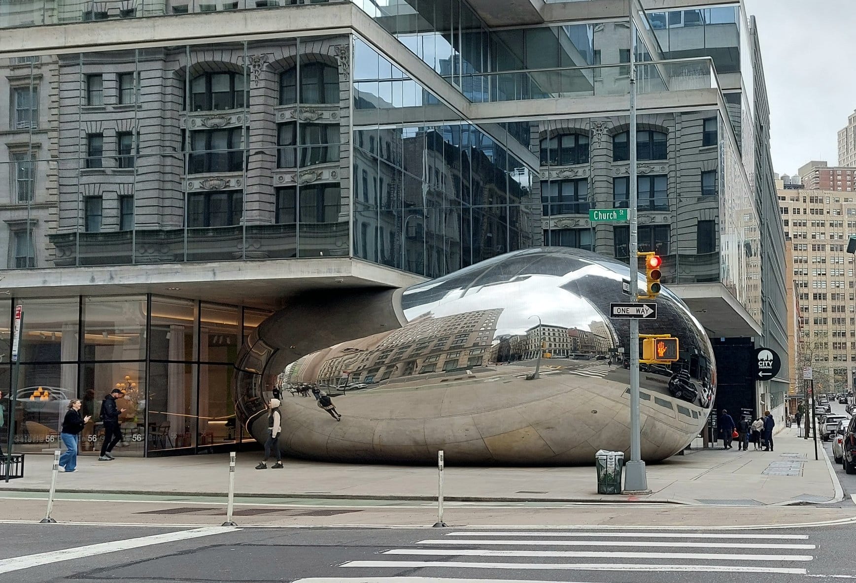 ANISH KAPOOR'S SQUASHED 'BEAN' SCULPTURE IN NEW YORK CITY