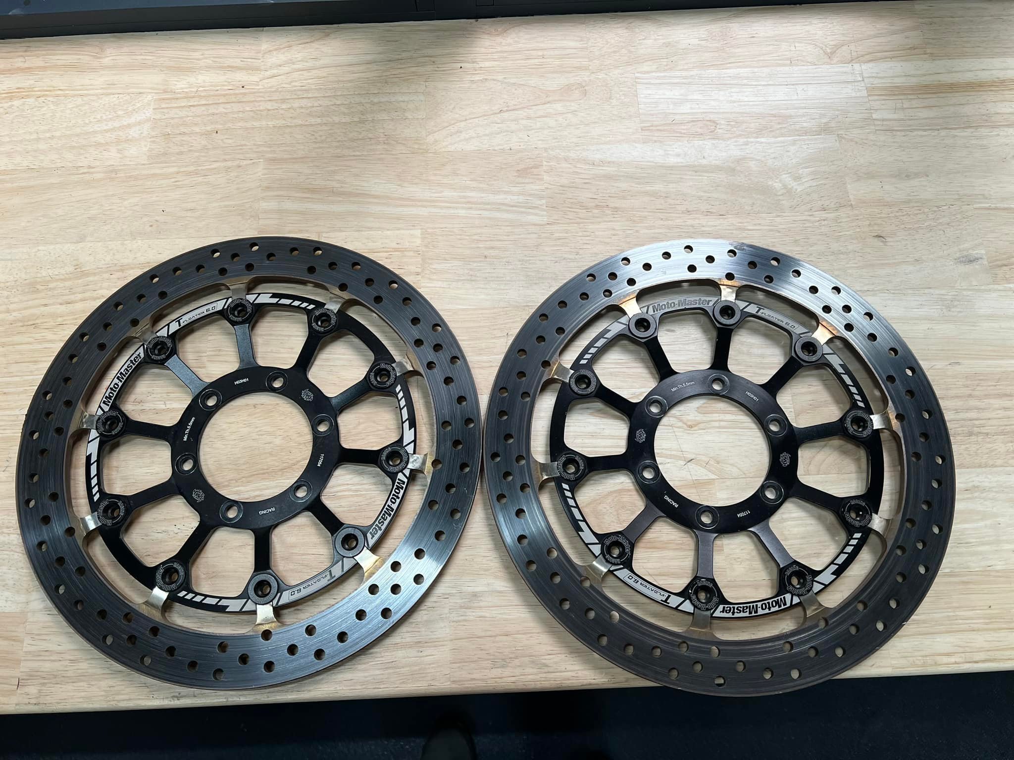 Motomaster T-floater 6mm set for k66-67. Fits on OEM wheels or OZ