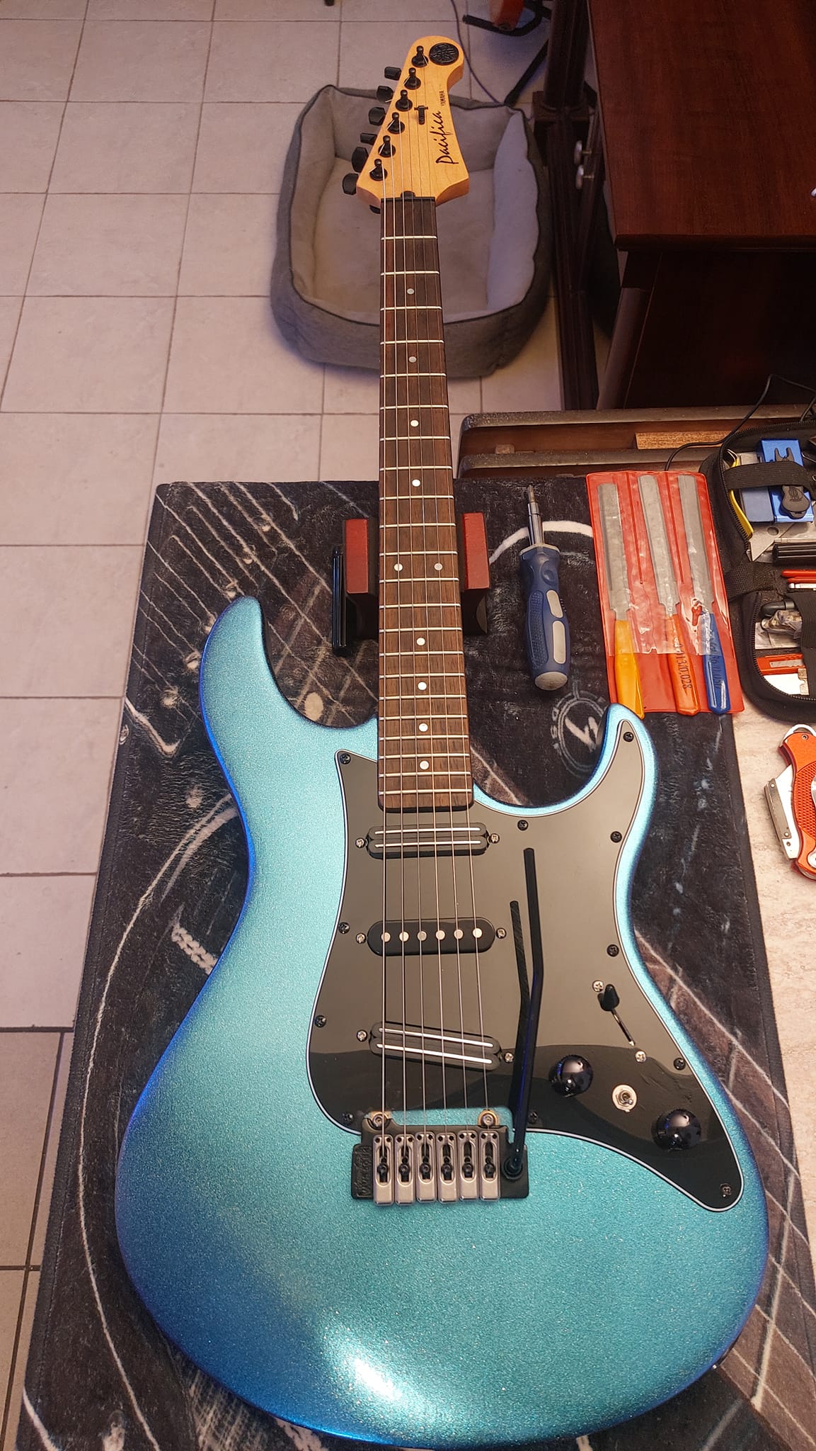 Yamaha Pacifica 012dlx custom paint job with teal green/purple shift