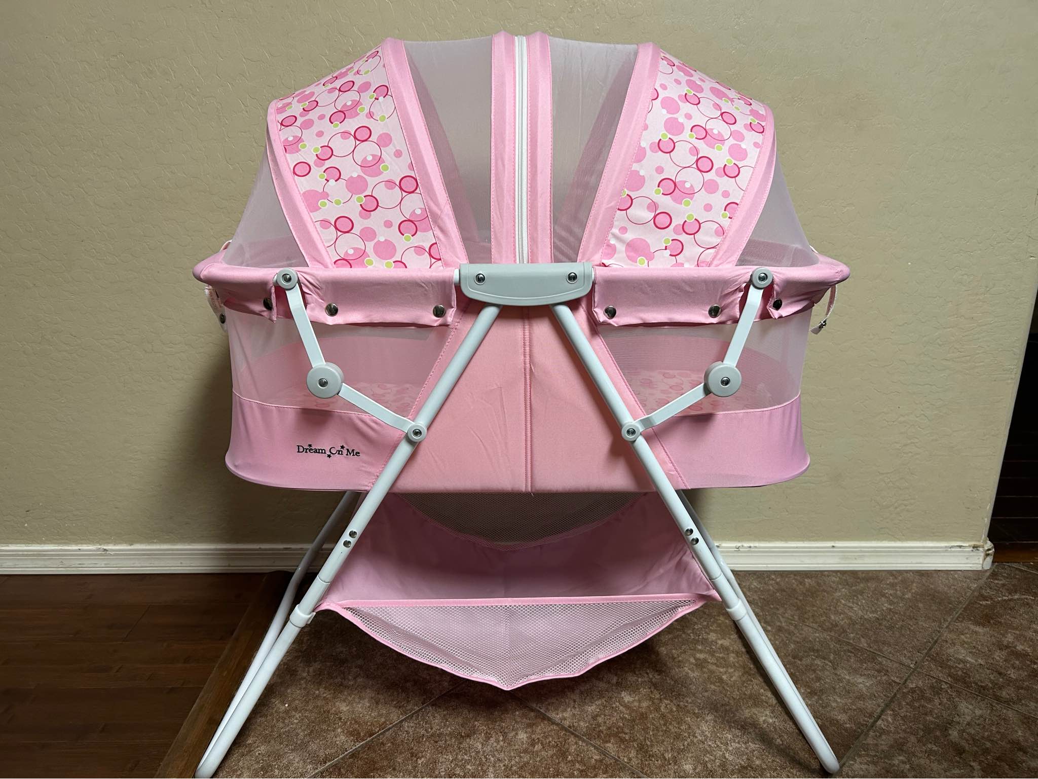 Electric Bouncer Turns Nursing Time to 