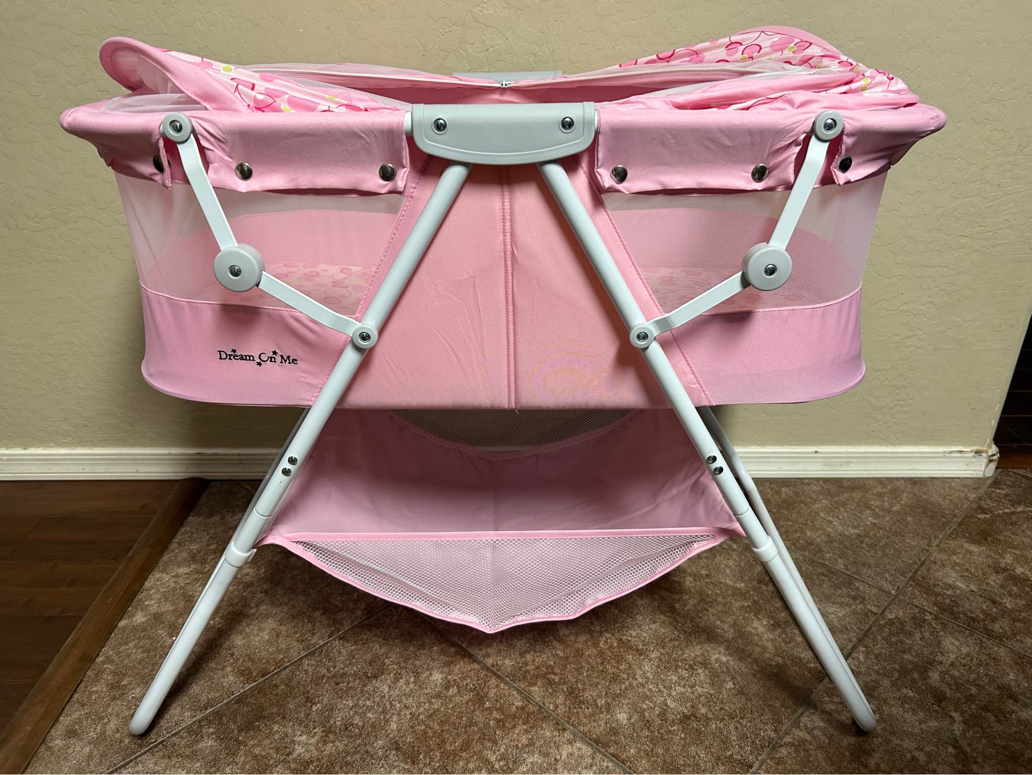 Electric Bouncer Turns Nursing Time to 
