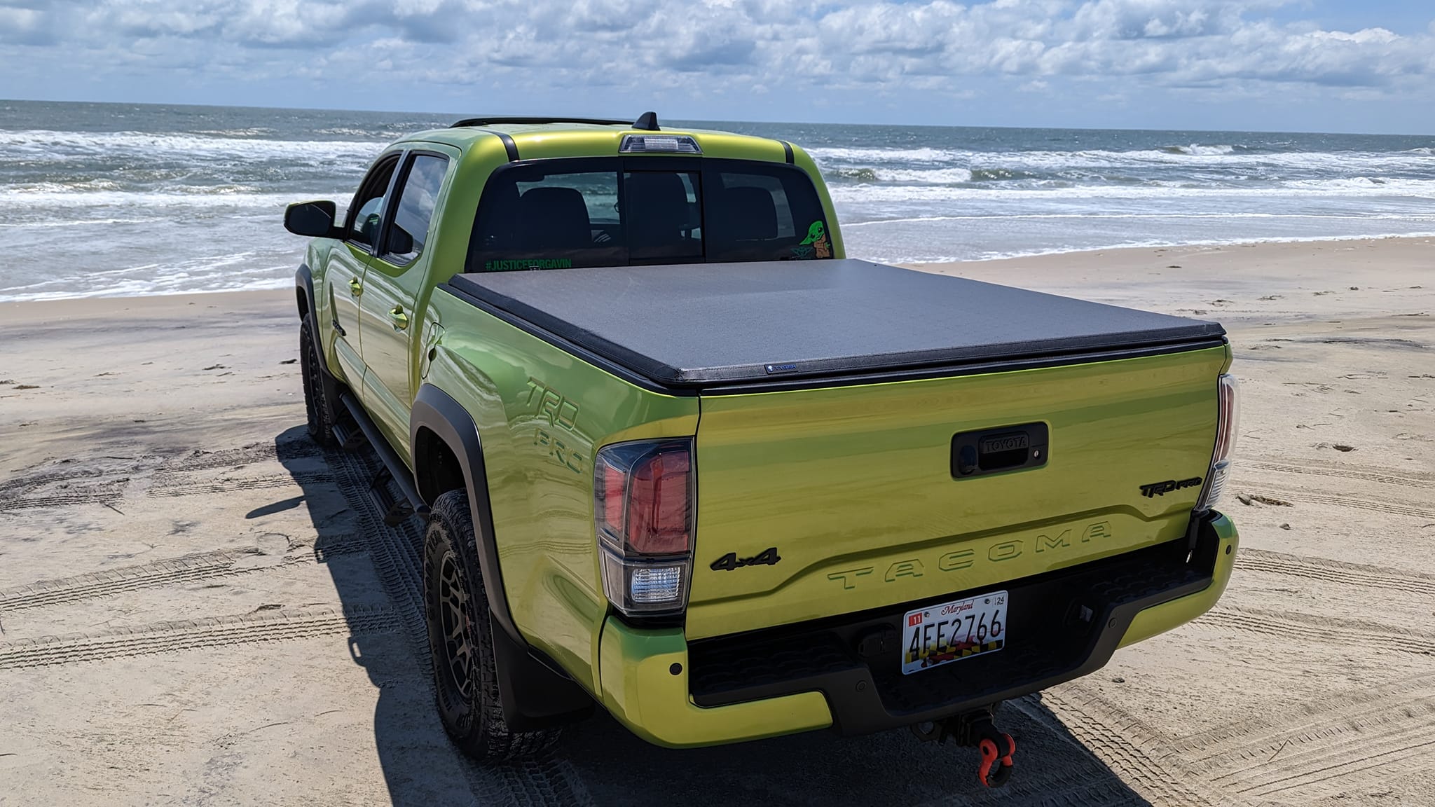 Toyota Tacoma | Tyger T3 Soft Tonneau Cover