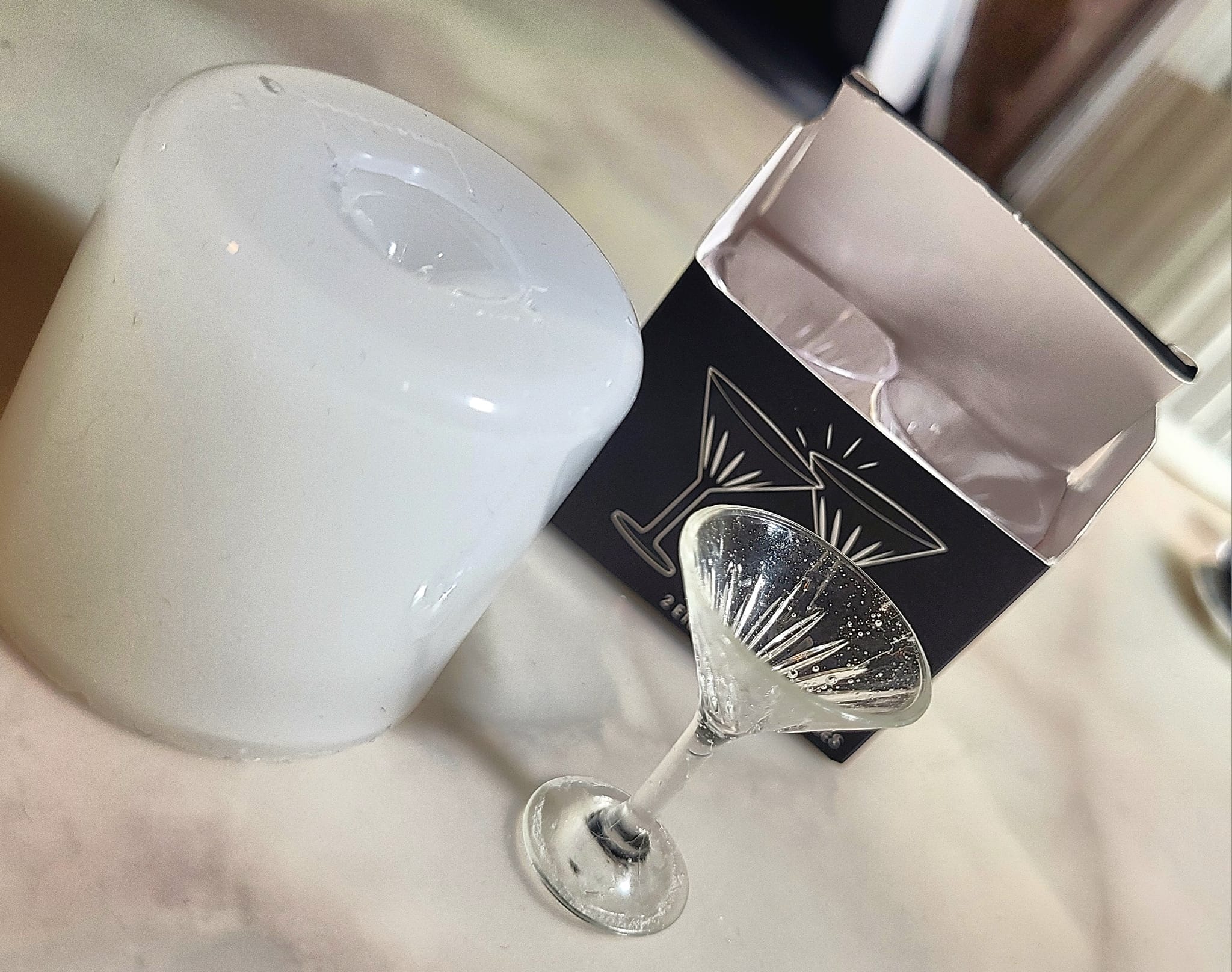 Didiseaon 34 Pcs Miniature Dollhouse Cups - 1:17 Scale Wine Glasses, Beer & Cocktail Cups