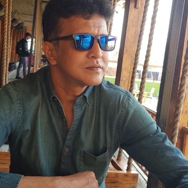 Mak Azad