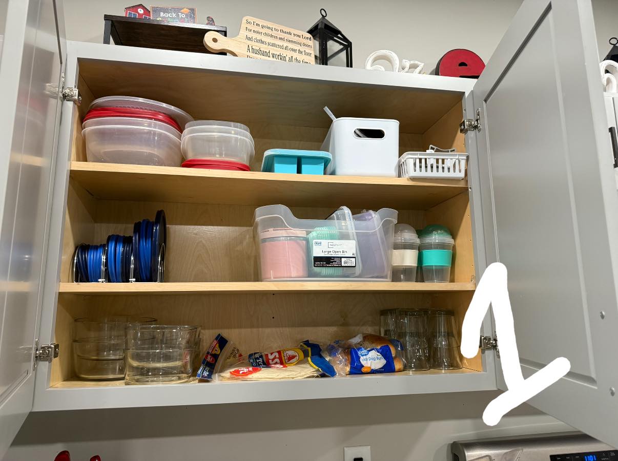 How to Organize Glasses in Kitchen Cabinets: Expert Tips