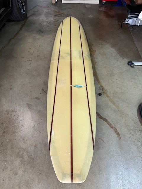 This South Point epoxy surfboard, shaped by Schaper, is inspired