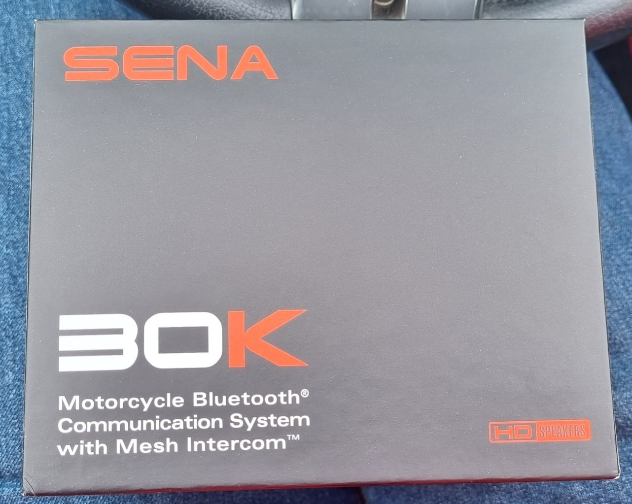 How to enable voice command on Sena 30K HD