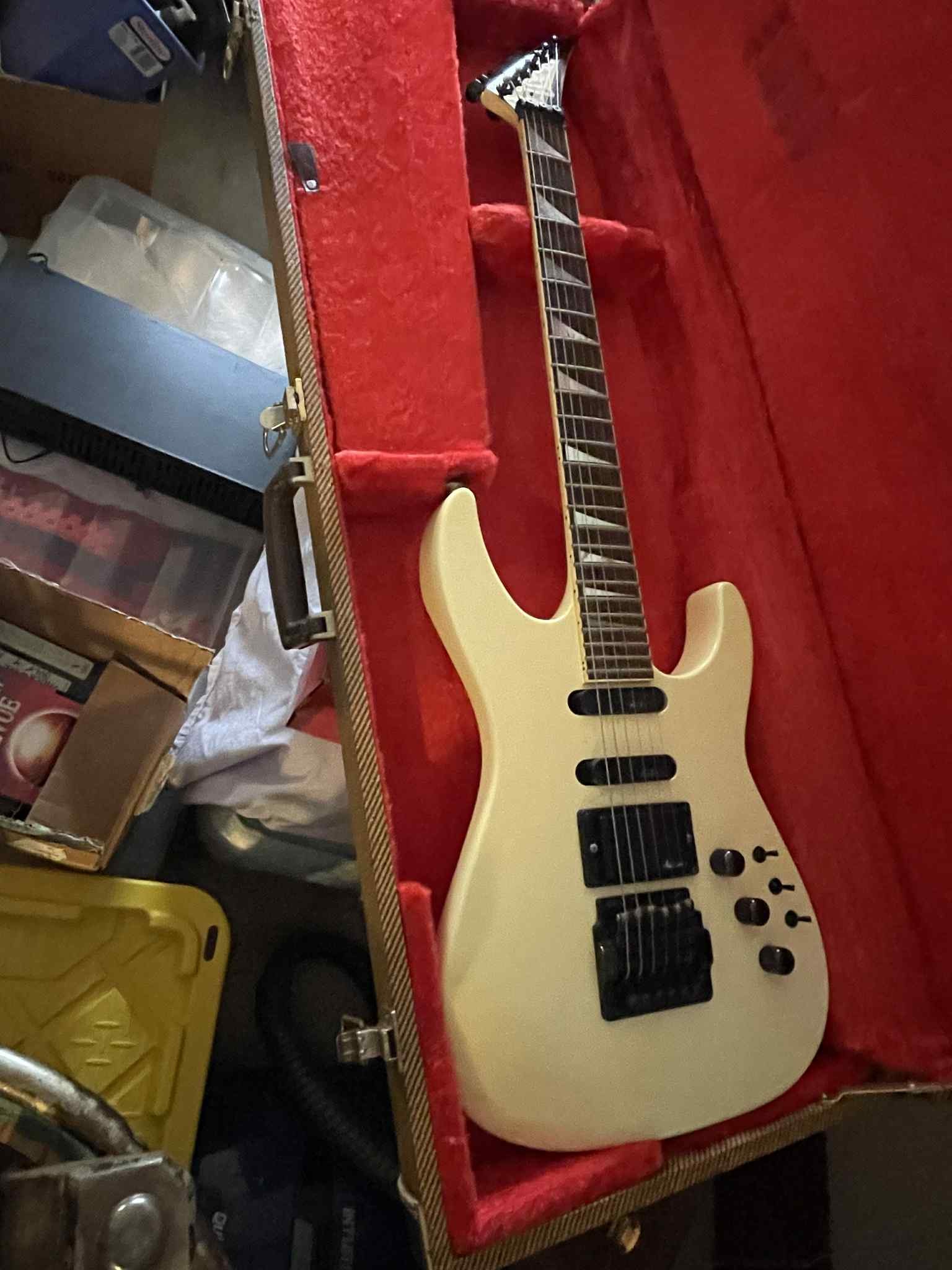 What sounds can I get from a 1986 Charvel Model 6 with Kahler