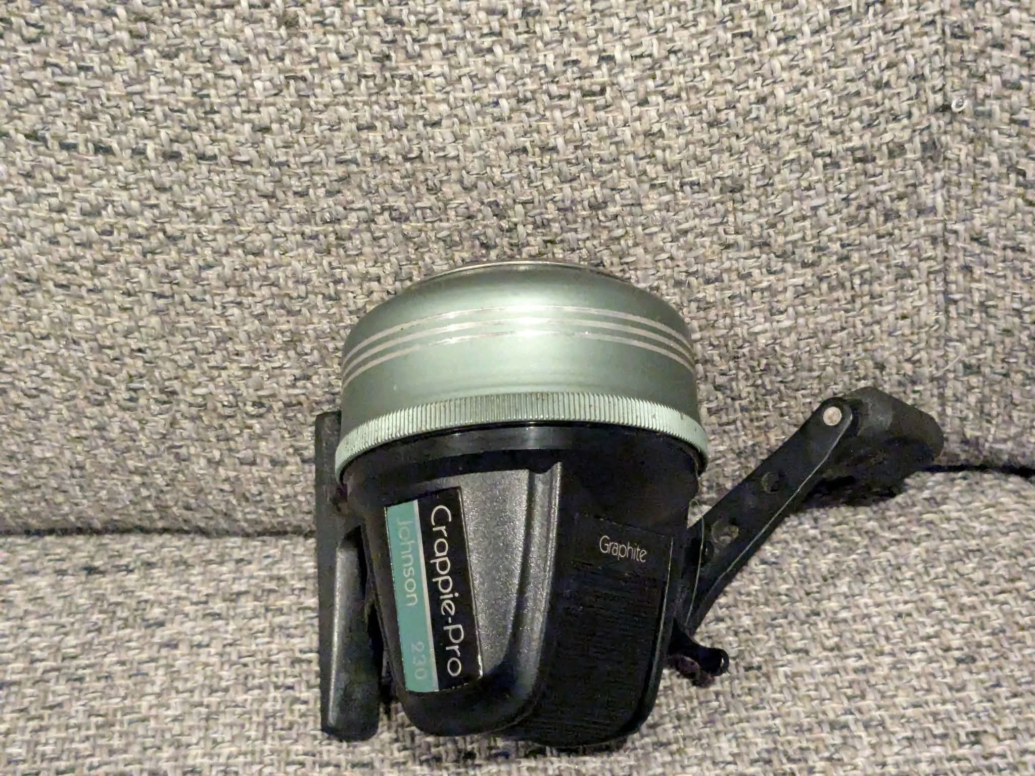 crappie classic fishing reel Thunder Jigging – Mr. Crappie Get versatility with the Mr Crappie Thunder Solo Jigging Reel