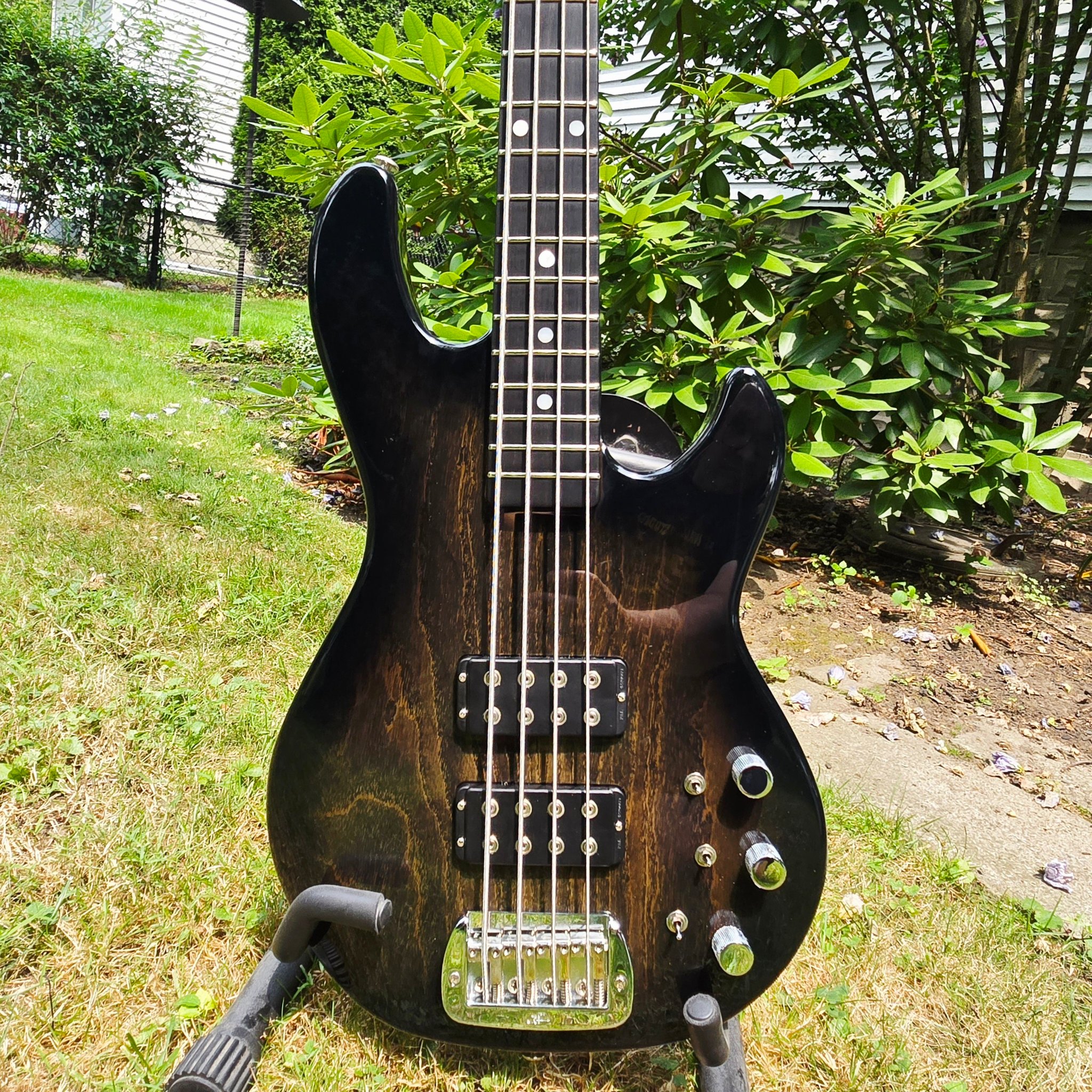 G&L L2000 with ebony board and stainless frets