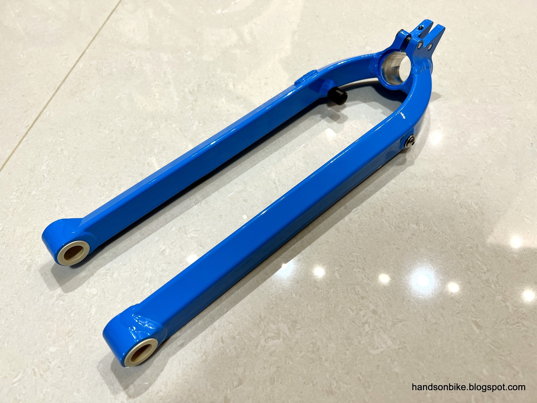 Birdy front suspension fork weight and disassembly