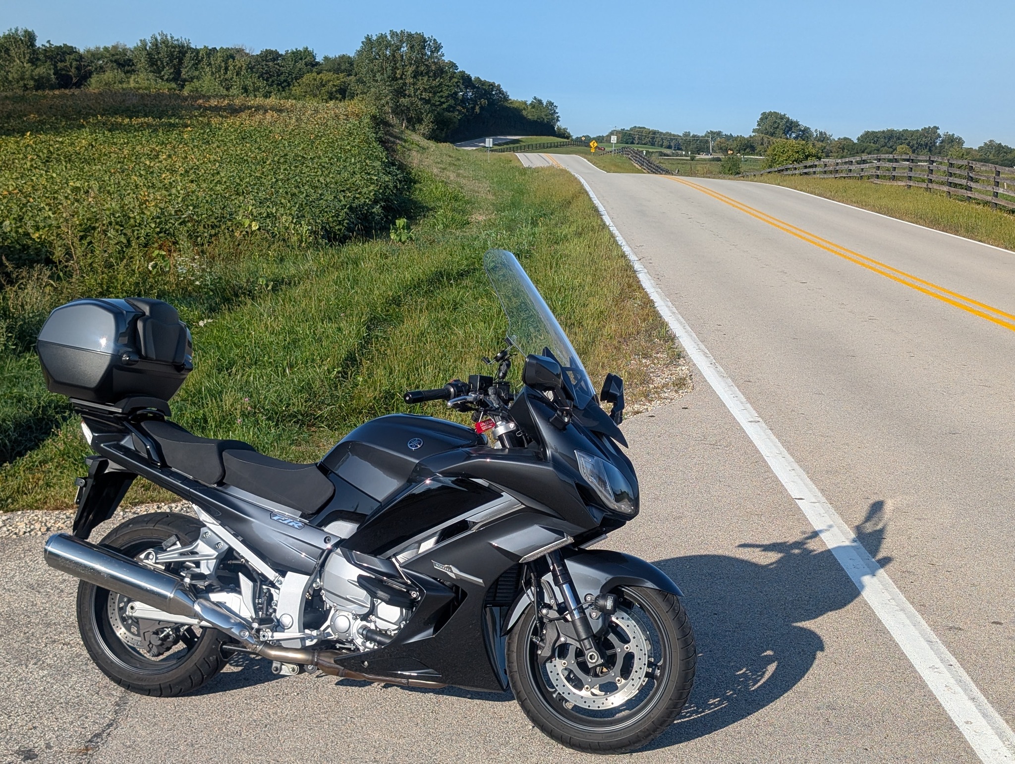 Bonding with my 2015 Yamaha FJR bike after customizations