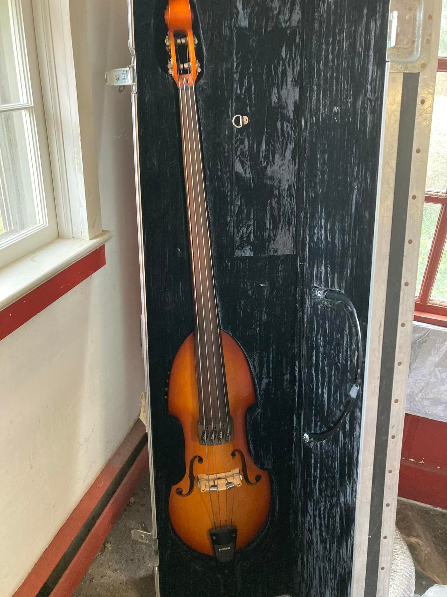 Aria Custom Electric Double Bass Review and Discussion