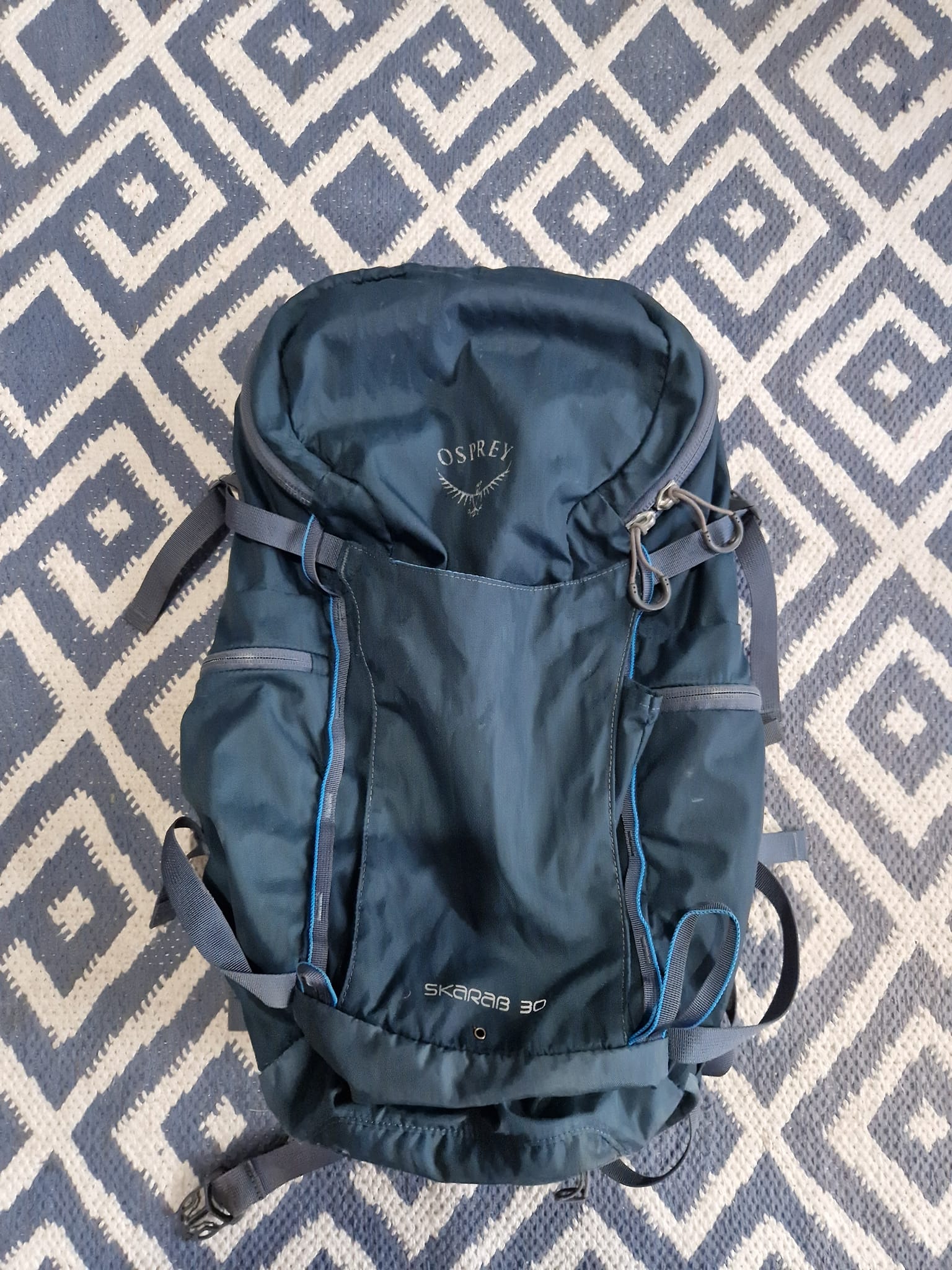 patagonia black hole waist pack amazon Amazon.com: Ultralight Hip (Black) : Sports & Outdoors Color:green bottle bikepacking The Monterrey Leather Backpack allowing for easy organization