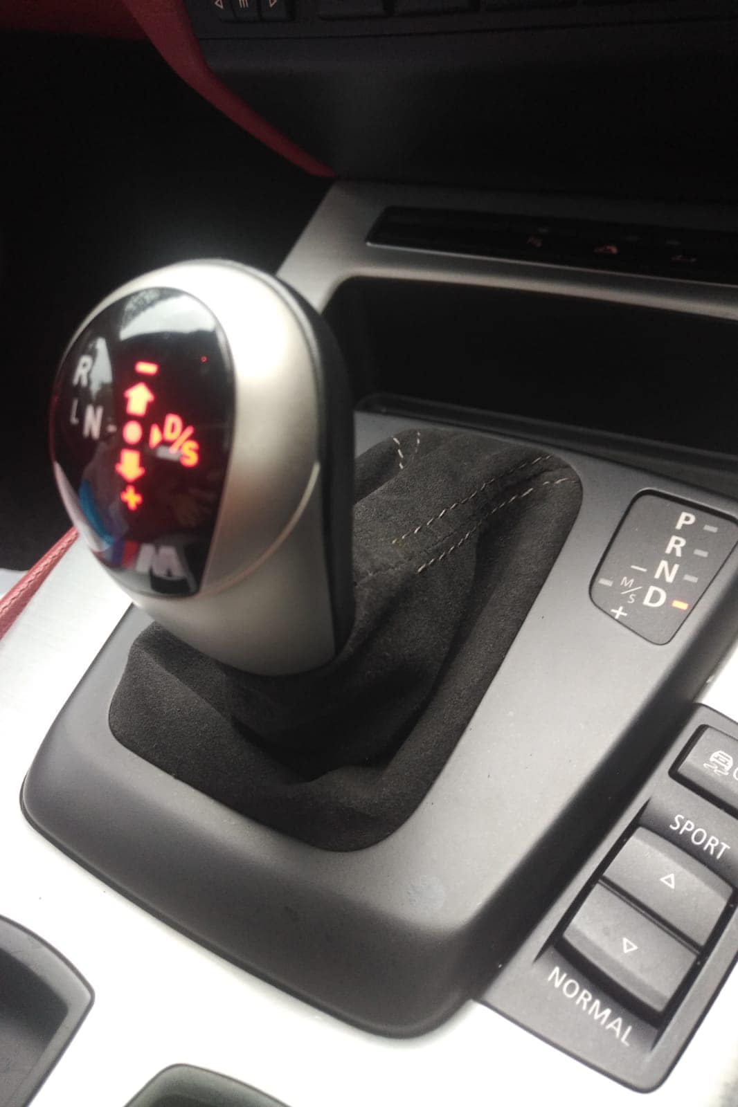 1x Suede Leather Gear Shift Knob Sticker Cover – For BMW E90 E92 E60 E61 Series