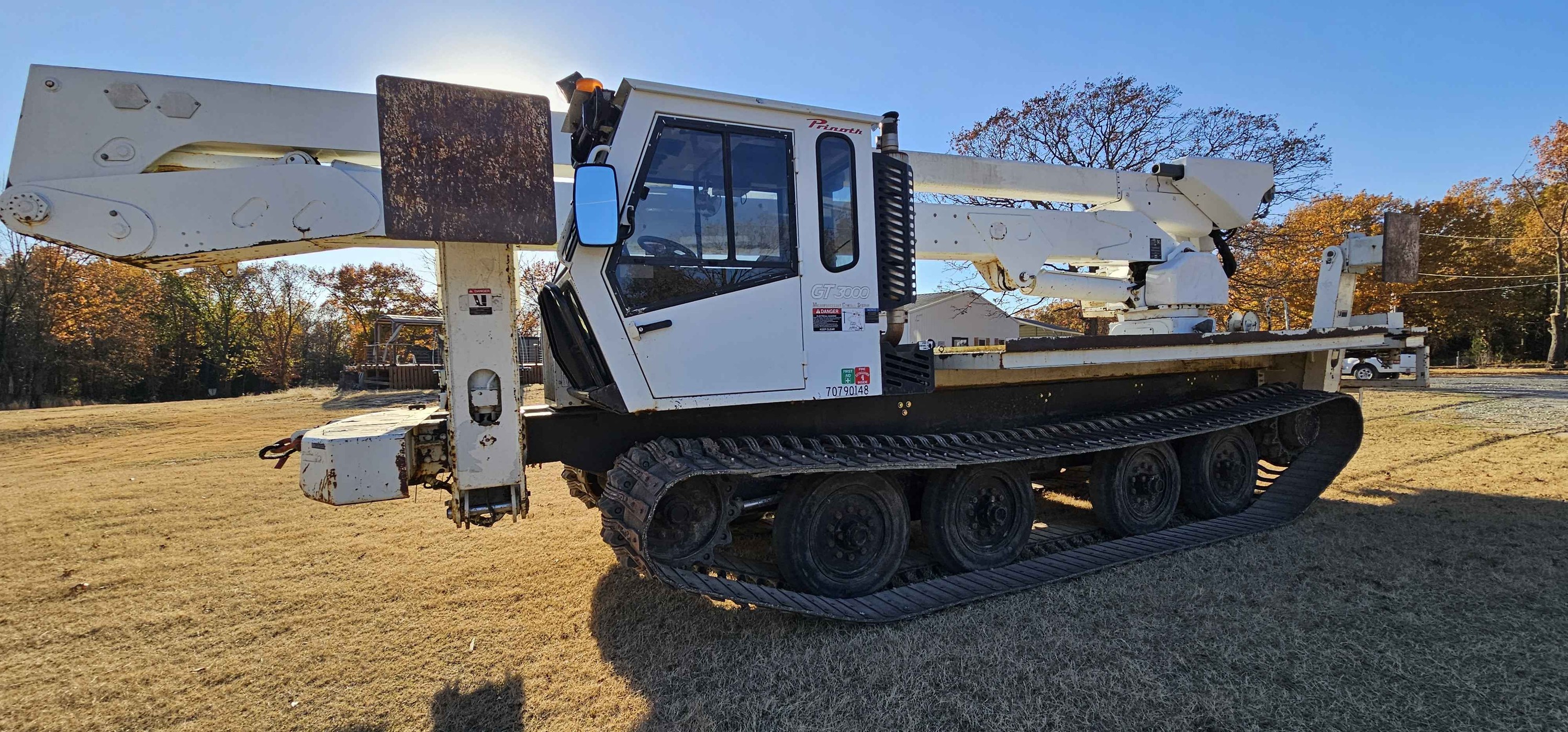 🌲 Bucket Trucks For Sale | 2009 Prinoth GT3000 Crawler with the Altec ...